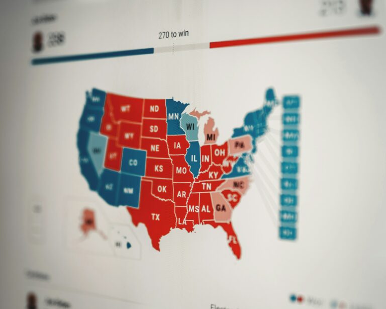 Investigating the Effectiveness of Virtual Reality Candidate Debates